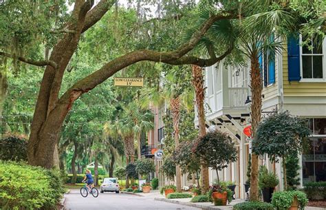 The Historic front street. At the center of South Carolina’s beautiful Hammock Coast is Georgetown, which USA Today named “America’s Best Coastal Small Town,” saying it offers “200-year-old homes (more than Charleston, in fact), scenic plantations (and) lots of Southern charm.”